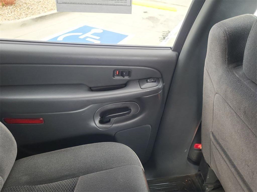 used 2005 Chevrolet Silverado 1500 car, priced at $9,694