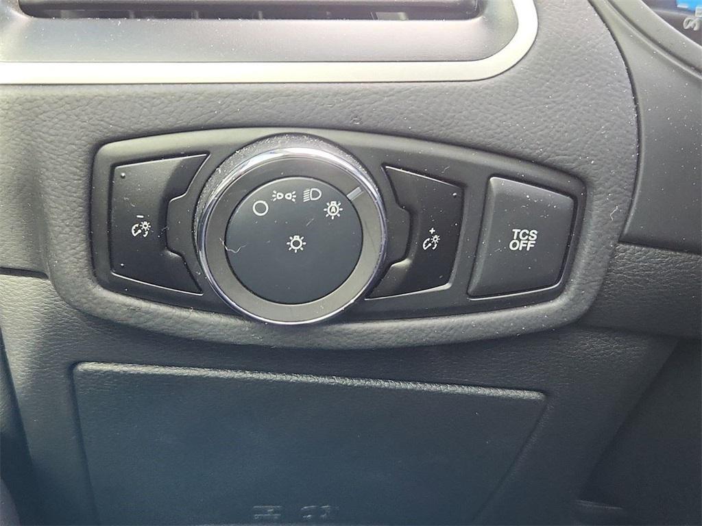 used 2024 Ford Edge car, priced at $26,943