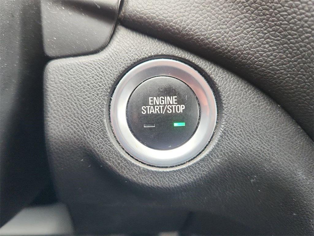 used 2020 Chevrolet Equinox car, priced at $19,142