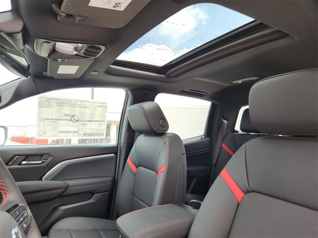 new 2025 Chevrolet Colorado car, priced at $48,153