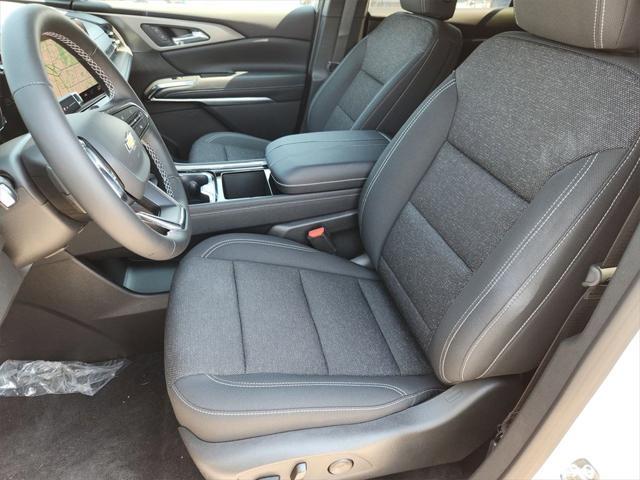 new 2025 Chevrolet Traverse car, priced at $44,184