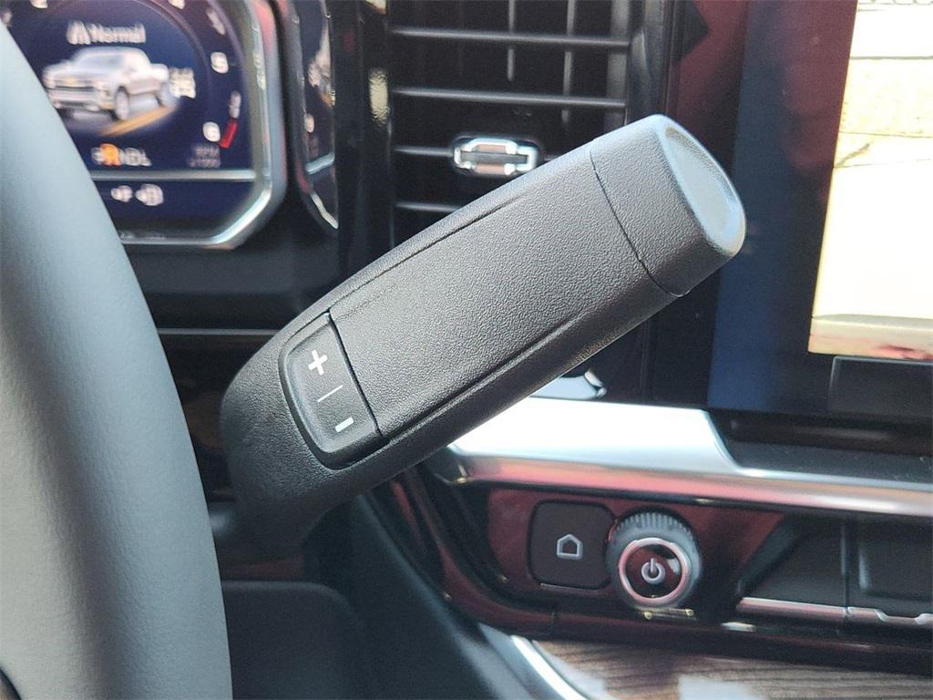 new 2025 Chevrolet Silverado 1500 car, priced at $43,794