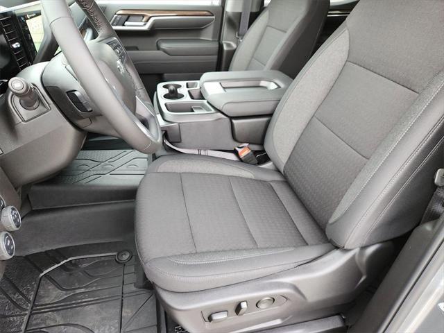 new 2025 Chevrolet Silverado 1500 car, priced at $52,494