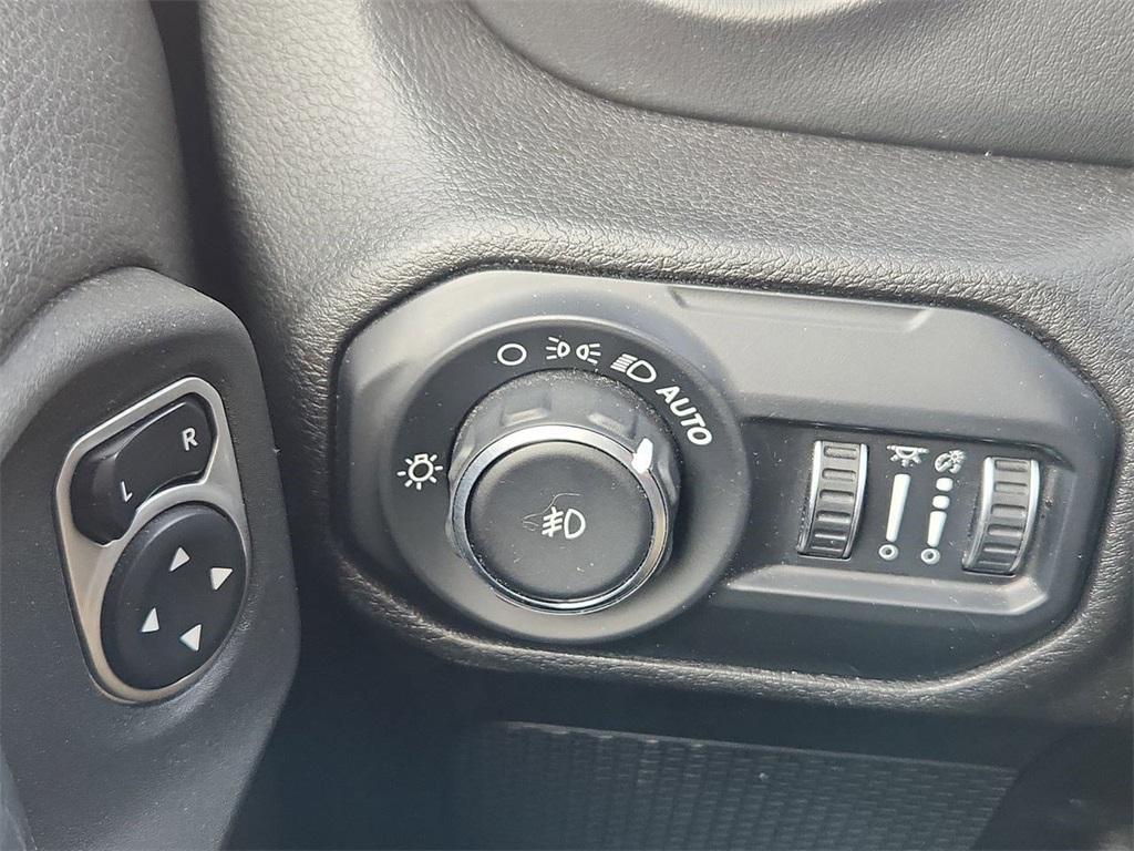 used 2019 Jeep Wrangler Unlimited car, priced at $27,185