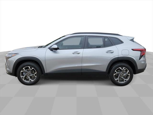 new 2025 Chevrolet Trax car, priced at $26,084