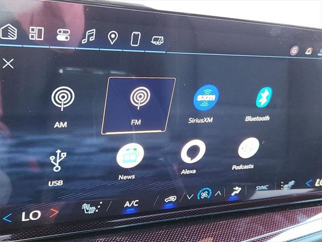new 2025 Chevrolet Traverse car, priced at $49,284