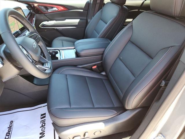 new 2025 Chevrolet Traverse car, priced at $49,284