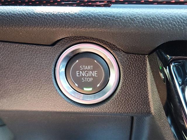new 2025 Chevrolet Traverse car, priced at $49,284