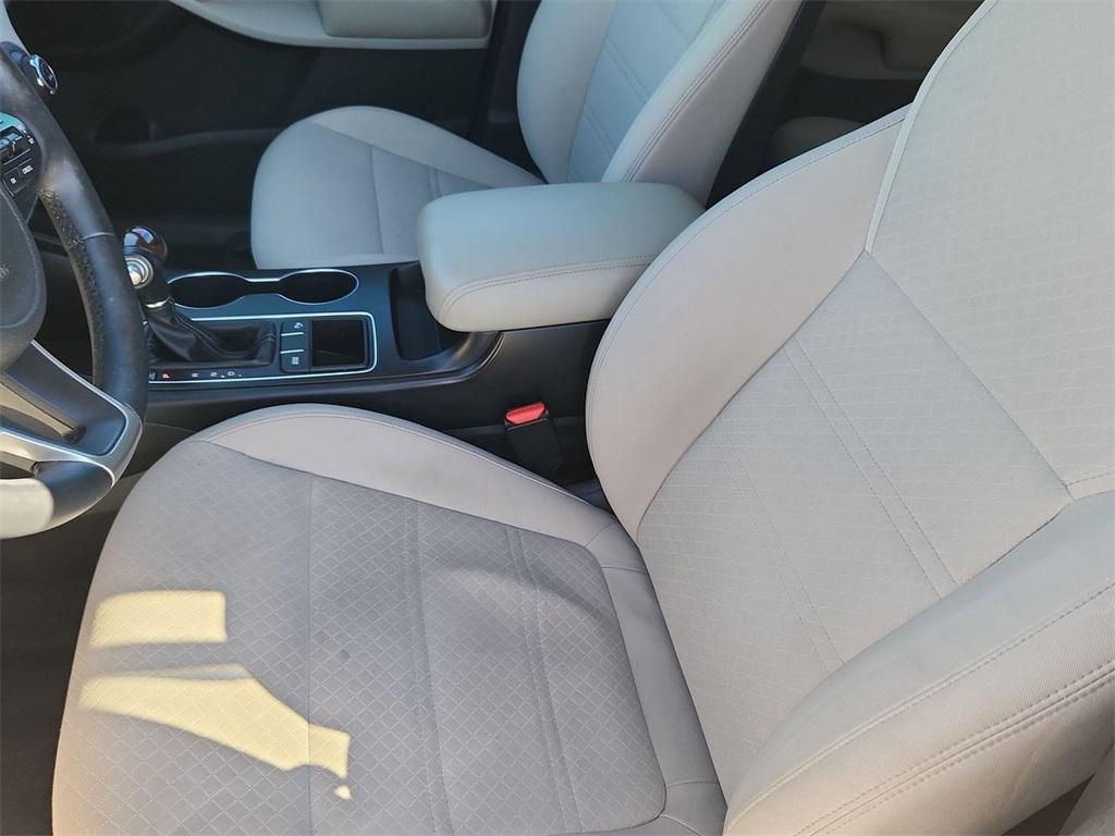 used 2018 Kia Sorento car, priced at $13,178