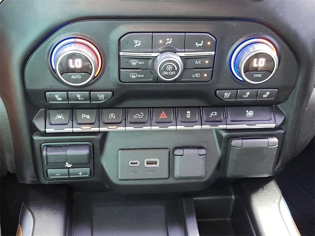used 2021 Chevrolet Silverado 1500 car, priced at $43,794