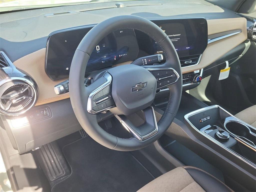 new 2026 Chevrolet Equinox car, priced at $39,290