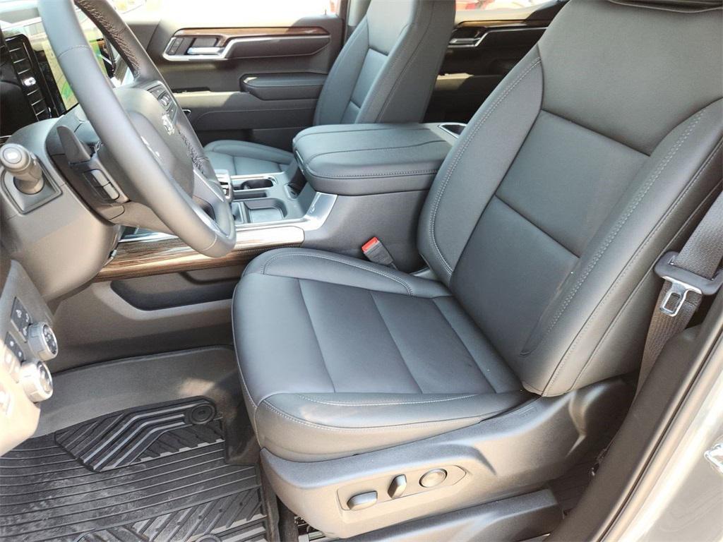 new 2025 Chevrolet Silverado 1500 car, priced at $62,108