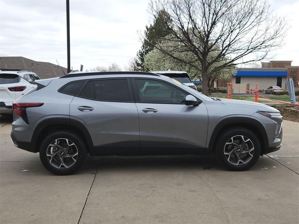 new 2025 Chevrolet Trax car, priced at $24,199