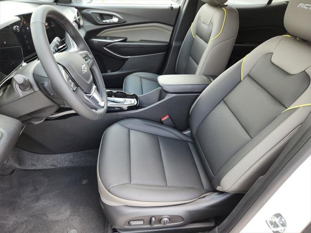 new 2025 Chevrolet Trax car, priced at $25,154