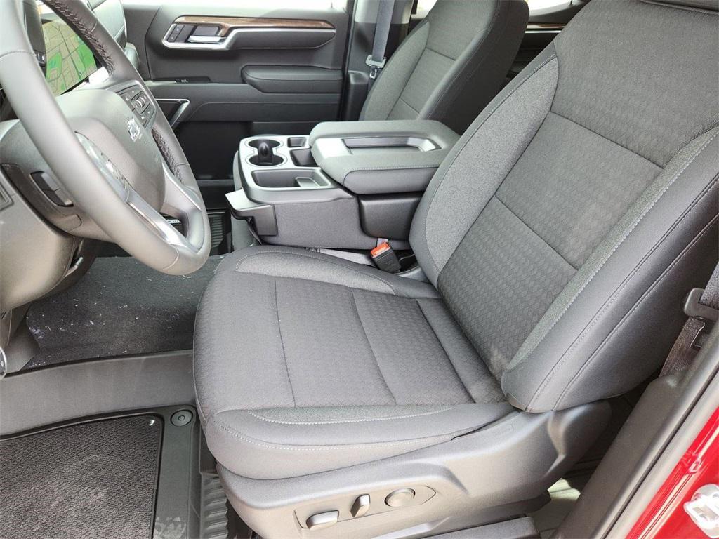 new 2025 Chevrolet Silverado 1500 car, priced at $48,809