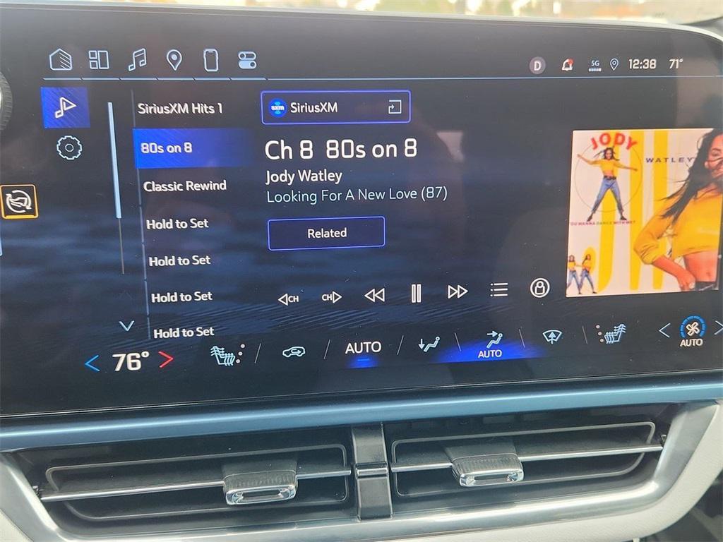 used 2024 Chevrolet Equinox EV car, priced at $25,094