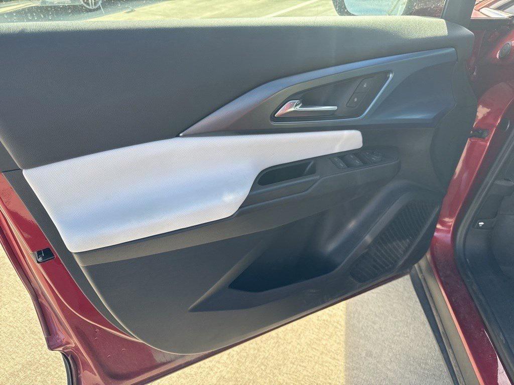 used 2024 Chevrolet Equinox EV car, priced at $26,154