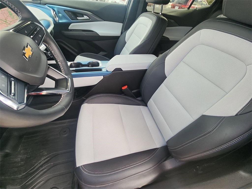 used 2024 Chevrolet Equinox EV car, priced at $25,094