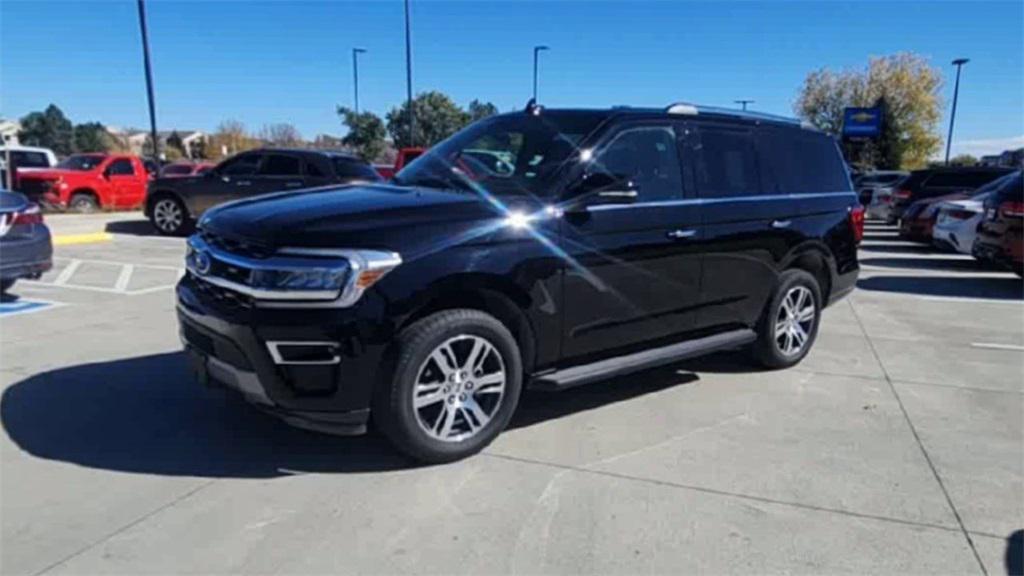 used 2024 Ford Expedition car, priced at $45,837