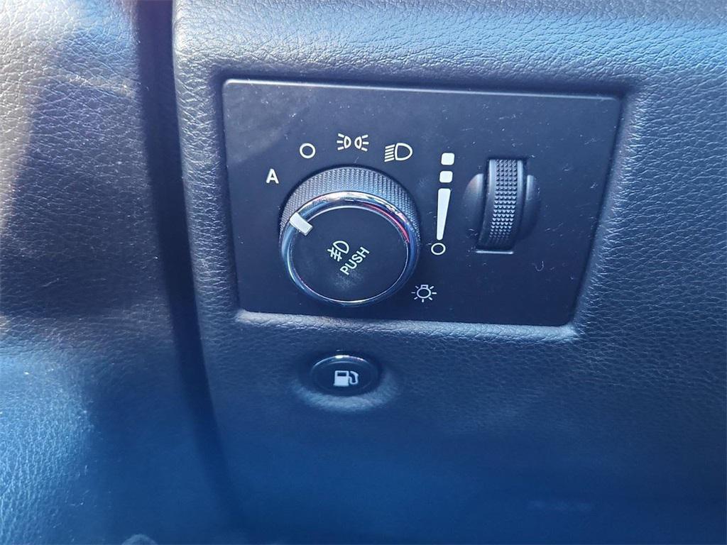 used 2017 Jeep Grand Cherokee car, priced at $34,690