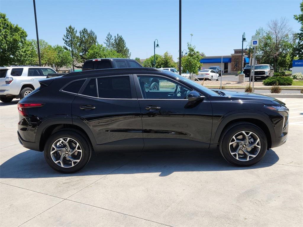 new 2025 Chevrolet Trax car, priced at $23,434