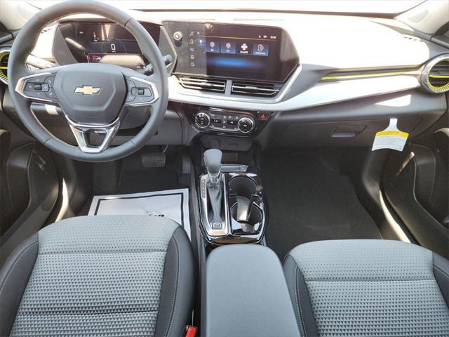 new 2025 Chevrolet Trax car, priced at $26,184