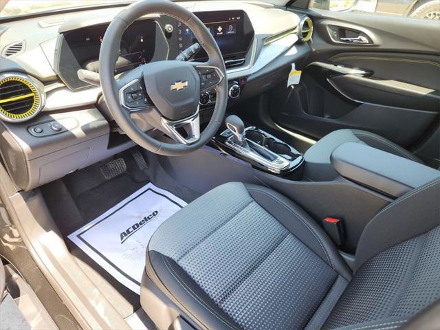 new 2025 Chevrolet Trax car, priced at $26,184