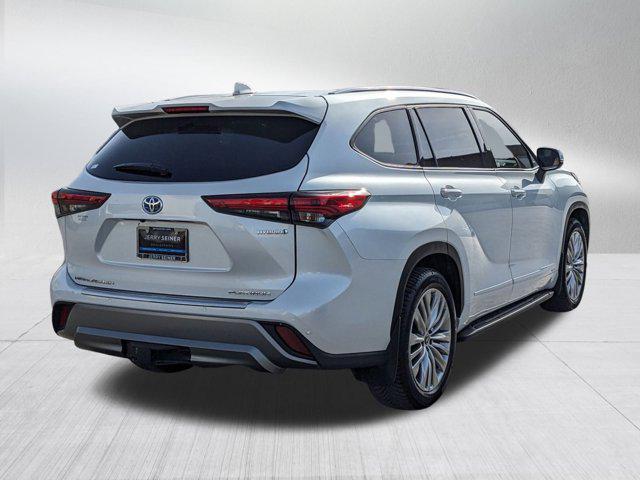 used 2022 Toyota Highlander Hybrid car, priced at $42,953