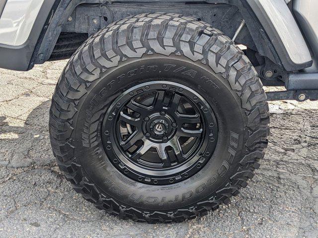 used 2020 Jeep Gladiator car, priced at $32,322