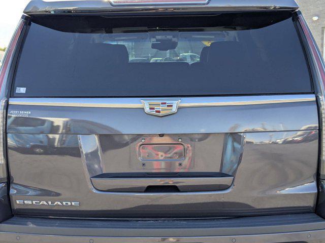 used 2015 Cadillac Escalade car, priced at $22,551