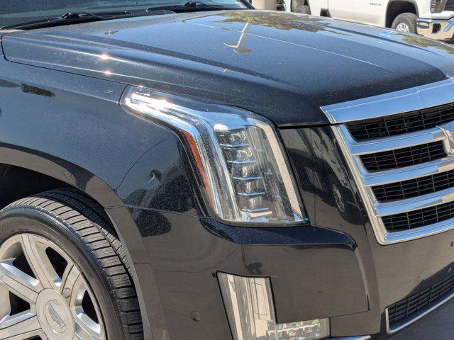 used 2017 Cadillac Escalade ESV car, priced at $22,472