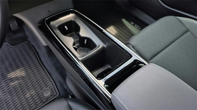 new 2025 Volkswagen ID.4 car, priced at $51,956