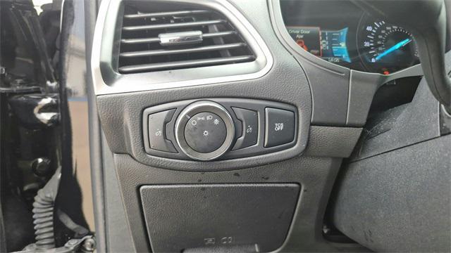 used 2022 Ford Edge car, priced at $20,999