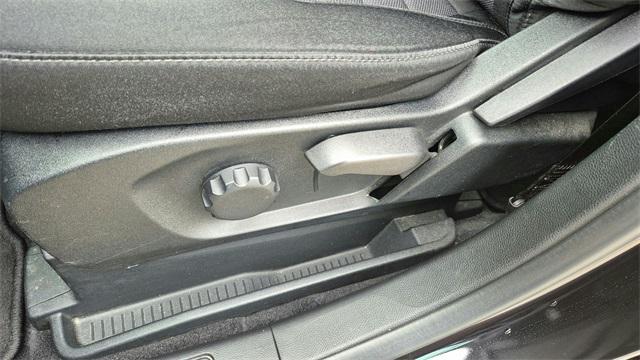 used 2022 Ford Edge car, priced at $20,999
