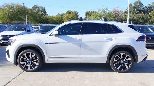 new 2024 Volkswagen Atlas Cross Sport car, priced at $50,151