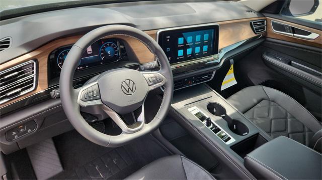 new 2025 Volkswagen Atlas car, priced at $36,799