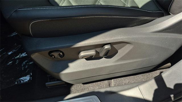 new 2026 Volkswagen Atlas car, priced at $47,726