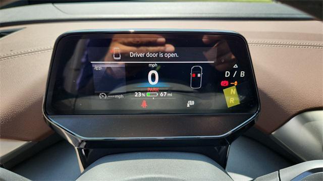 new 2025 Volkswagen ID.4 car, priced at $38,999