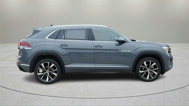 new 2025 Volkswagen Atlas Cross Sport car, priced at $50,999