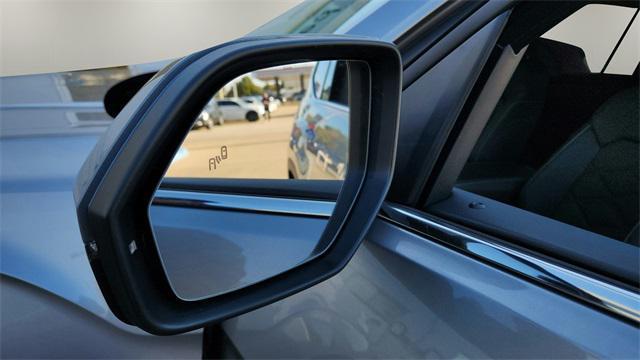 new 2025 Volkswagen Atlas car, priced at $43,716