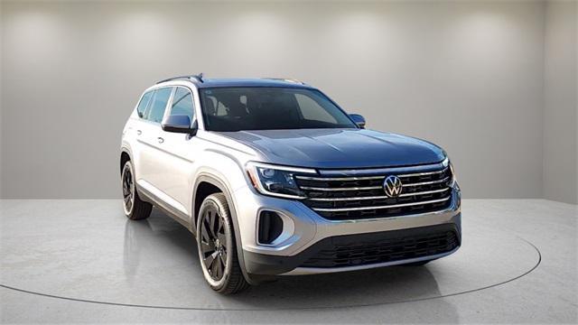 new 2025 Volkswagen Atlas car, priced at $43,716