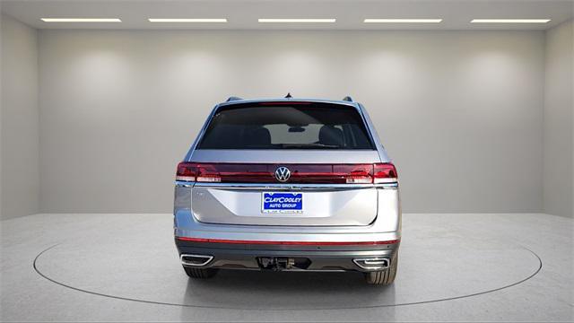 new 2025 Volkswagen Atlas car, priced at $43,716