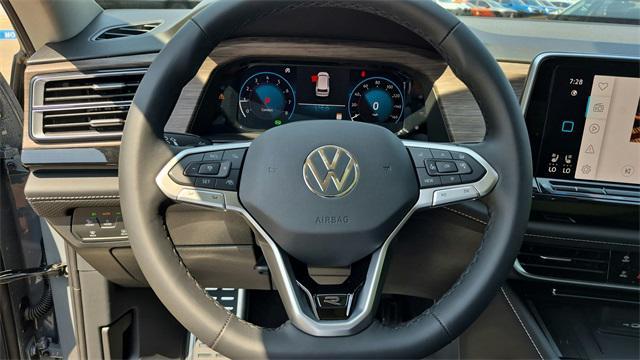 new 2025 Volkswagen Atlas car, priced at $52,811