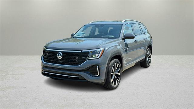 new 2025 Volkswagen Atlas car, priced at $52,811