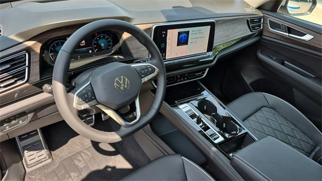 new 2025 Volkswagen Atlas car, priced at $52,811