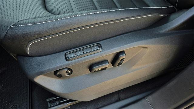 new 2026 Volkswagen Atlas Cross Sport car, priced at $53,326