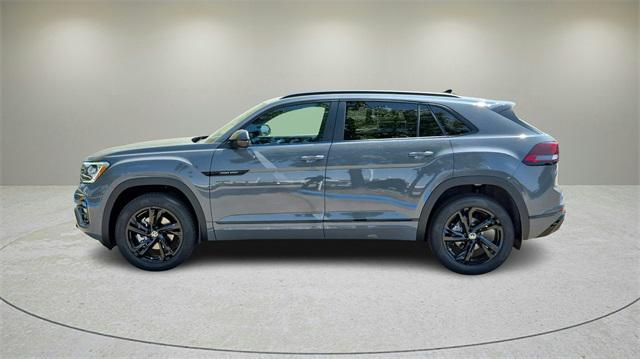 new 2026 Volkswagen Atlas Cross Sport car, priced at $53,326