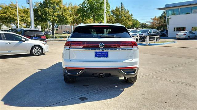 new 2025 Volkswagen Atlas Cross Sport car, priced at $45,603