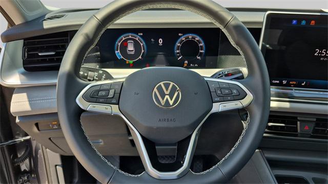 new 2025 Volkswagen Tiguan car, priced at $35,916