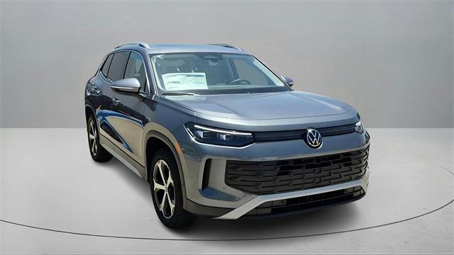 new 2025 Volkswagen Tiguan car, priced at $35,916